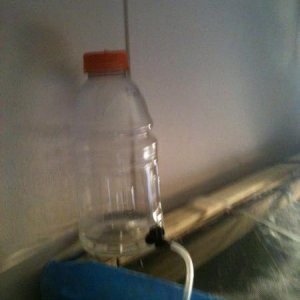 This is my own version of the Small Dripper its a Gaderaid bottle with a valve and a hole drilled near the bottome and one in the lid...