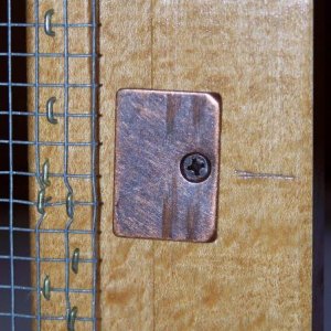Magnetic door catch