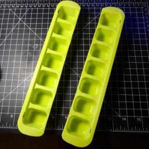 Feeding trays