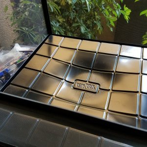 tray01