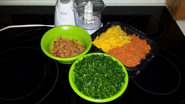 20140326 200431 edit
oranges, carrots, apples, collard greens