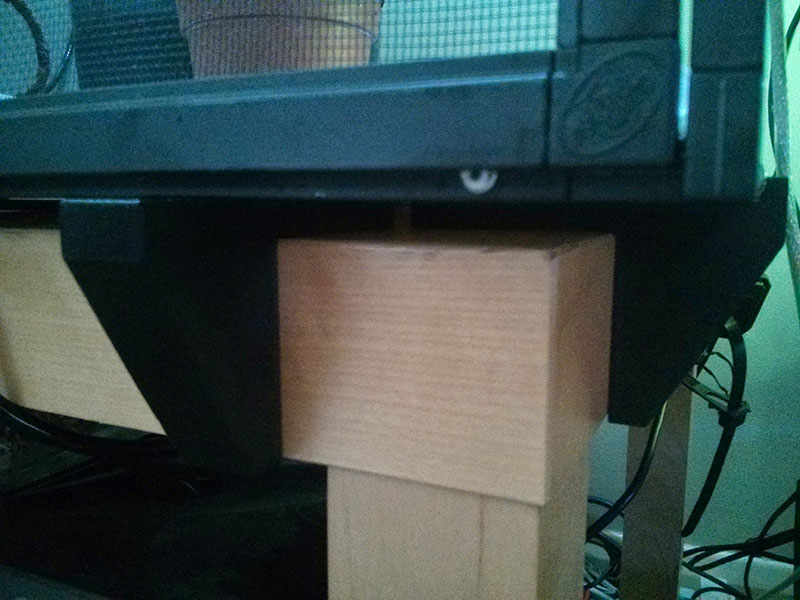 reptibreeze_brackets_2.jpg
