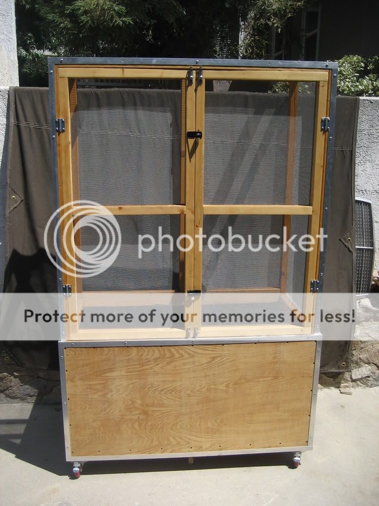 cage1.jpg